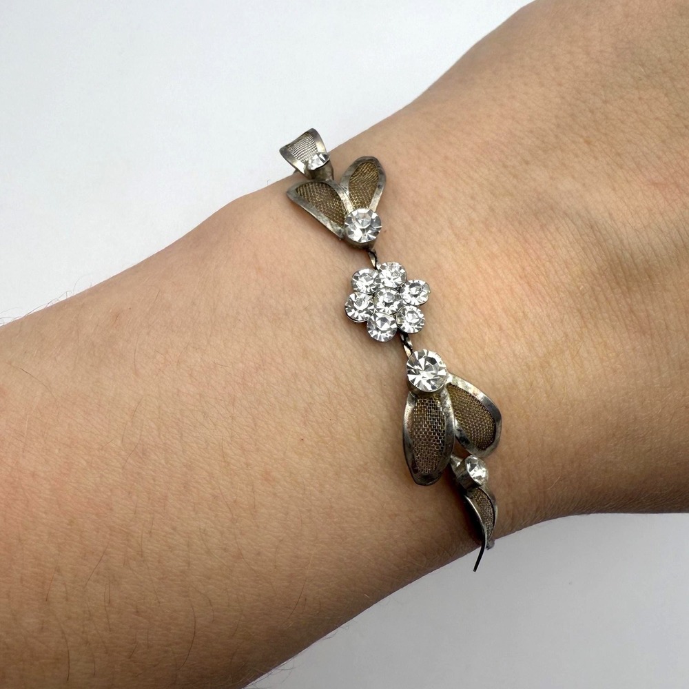 Vintage Silver Tone Rhinestone Floral‎ Bracelet – Sparkling Costume Jewelry